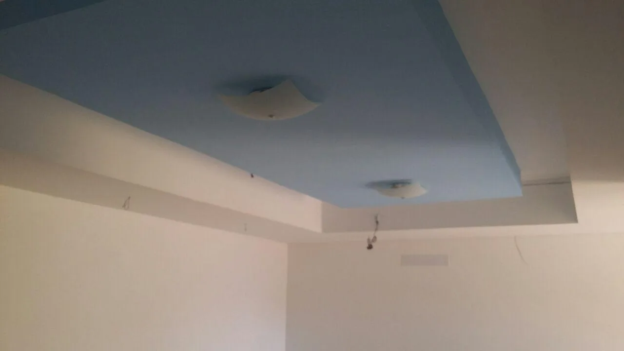 Casa de Alto Padrão em Camaragibe — 350m², 5 Quartos, Suíte com Closet e Cobertura Ampla