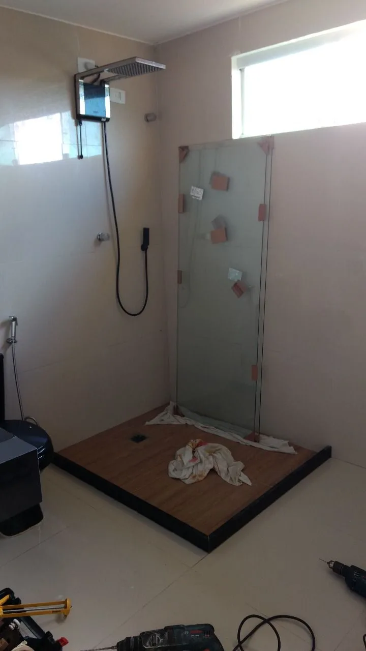 Casa de Alto Padrão em Camaragibe — 350m², 5 Quartos, Suíte com Closet e Cobertura Ampla